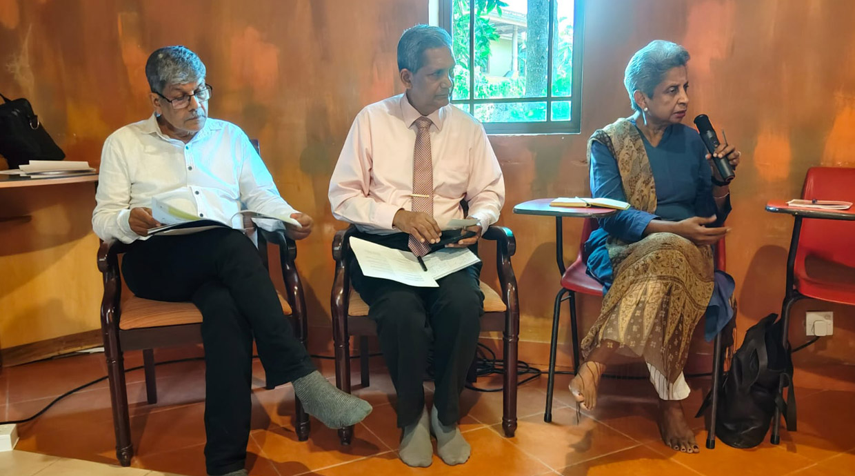 අඹේපුස්ස පුනරුත්ථාපන මධ්‍යස්ථානයේ සහ මහර බන්ධනාගාරයේ තරුණයින් සඳහා අධ්‍යාපනික වැඩසටහනේ දෙවන අදියර දියත් කරයි.